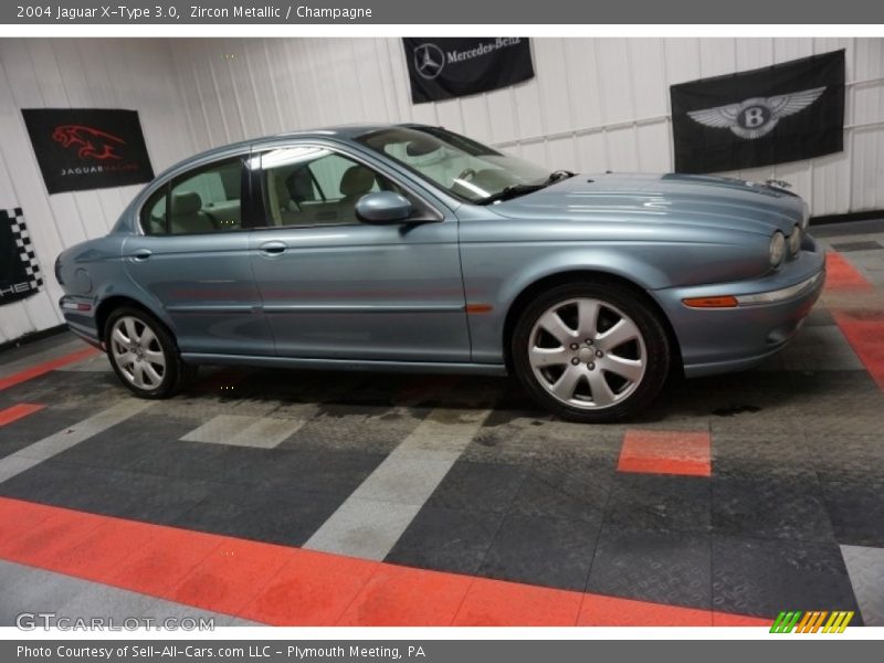 Zircon Metallic / Champagne 2004 Jaguar X-Type 3.0
