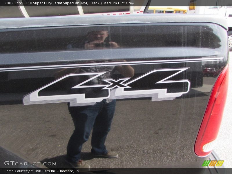 Black / Medium Flint Grey 2003 Ford F250 Super Duty Lariat SuperCab 4x4