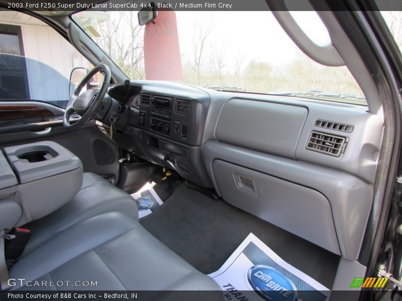 Black / Medium Flint Grey 2003 Ford F250 Super Duty Lariat SuperCab 4x4