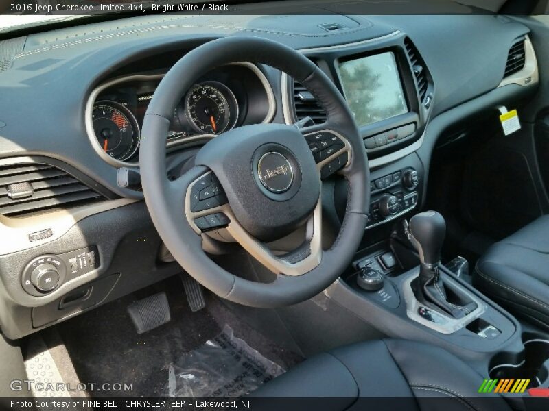 Bright White / Black 2016 Jeep Cherokee Limited 4x4