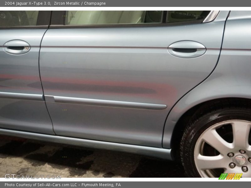 Zircon Metallic / Champagne 2004 Jaguar X-Type 3.0