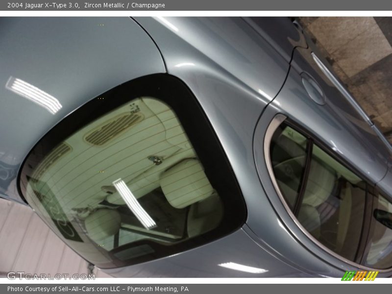 Zircon Metallic / Champagne 2004 Jaguar X-Type 3.0