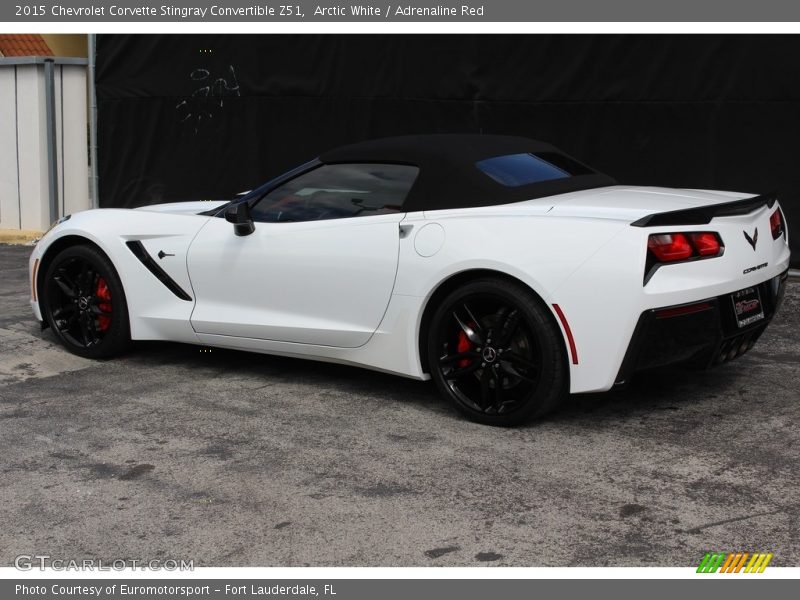 Arctic White / Adrenaline Red 2015 Chevrolet Corvette Stingray Convertible Z51