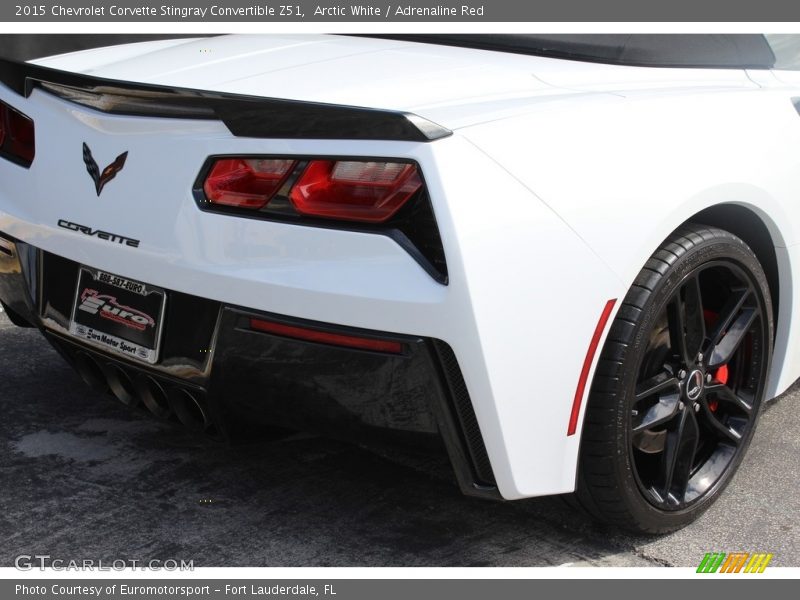 Arctic White / Adrenaline Red 2015 Chevrolet Corvette Stingray Convertible Z51
