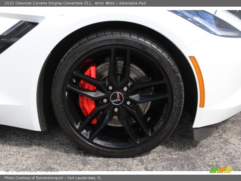 Arctic White / Adrenaline Red 2015 Chevrolet Corvette Stingray Convertible Z51