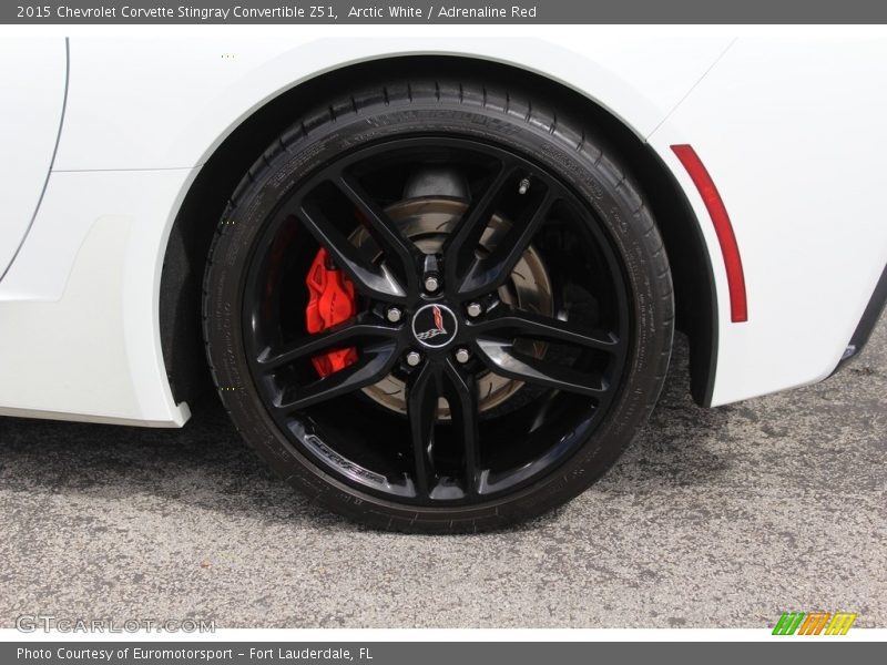 Arctic White / Adrenaline Red 2015 Chevrolet Corvette Stingray Convertible Z51