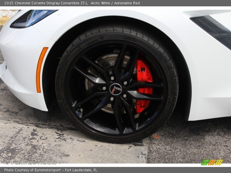 Arctic White / Adrenaline Red 2015 Chevrolet Corvette Stingray Convertible Z51