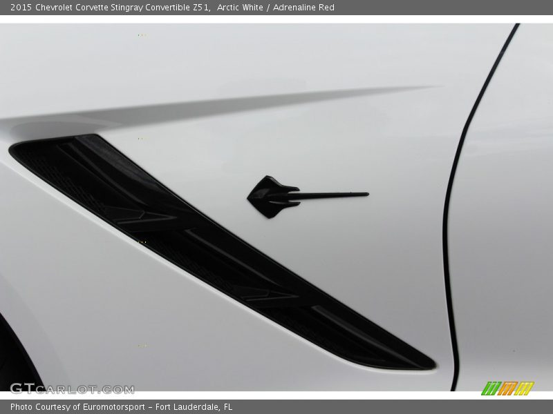 Arctic White / Adrenaline Red 2015 Chevrolet Corvette Stingray Convertible Z51