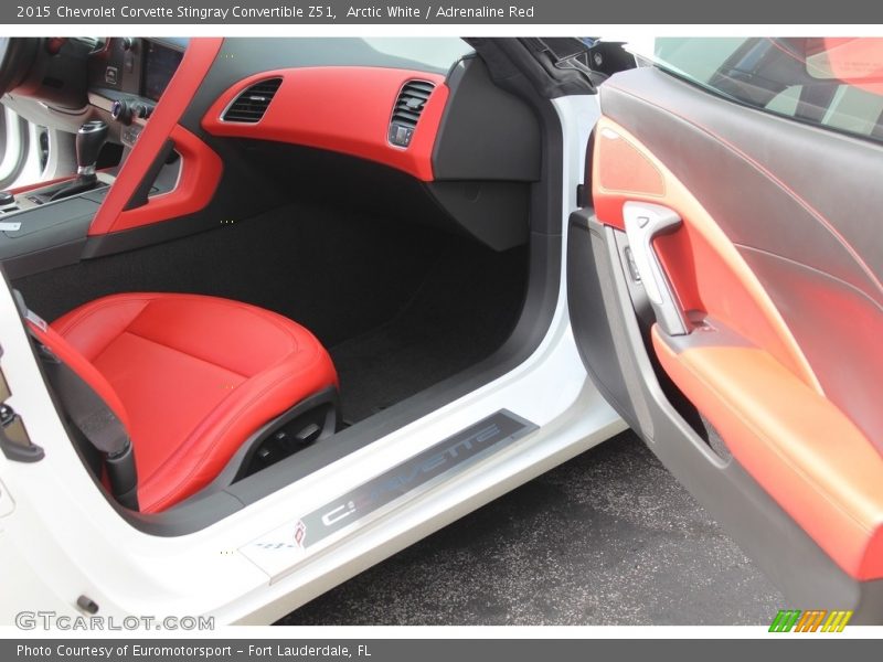 Arctic White / Adrenaline Red 2015 Chevrolet Corvette Stingray Convertible Z51