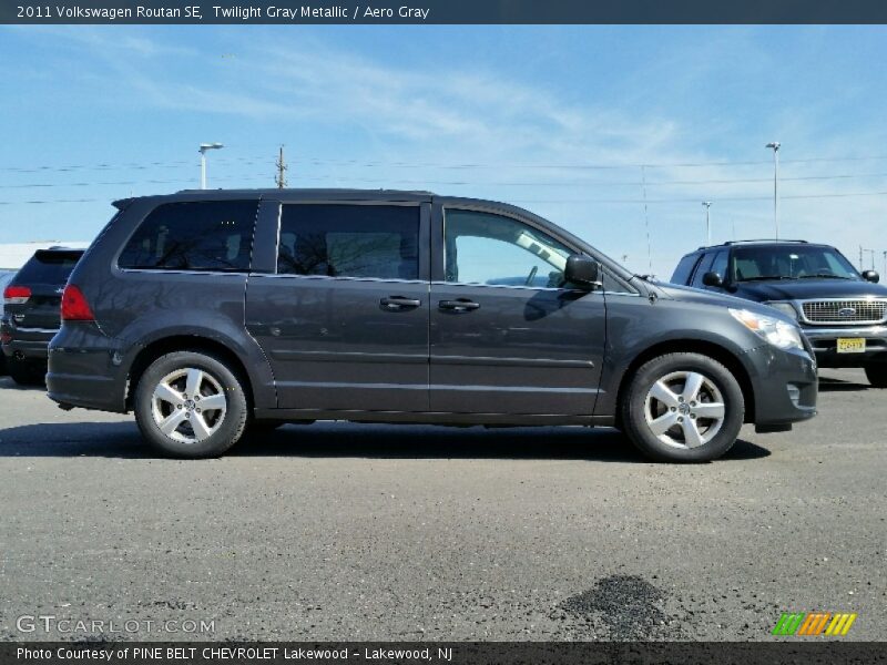  2011 Routan SE Twilight Gray Metallic