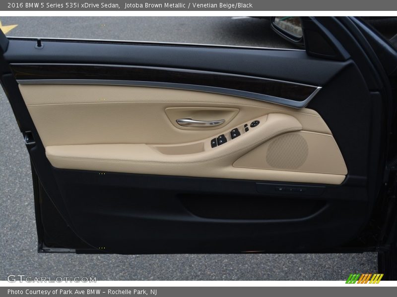 Jotoba Brown Metallic / Venetian Beige/Black 2016 BMW 5 Series 535i xDrive Sedan