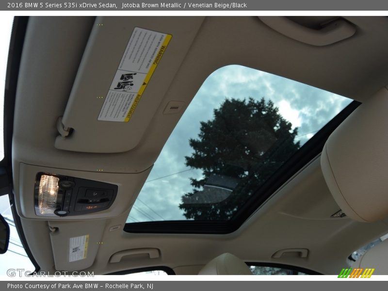 Jotoba Brown Metallic / Venetian Beige/Black 2016 BMW 5 Series 535i xDrive Sedan
