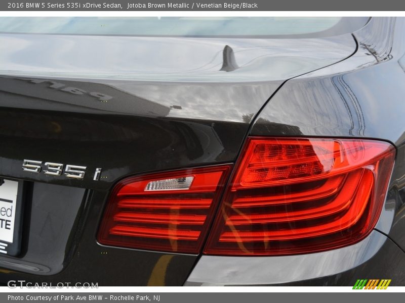 Jotoba Brown Metallic / Venetian Beige/Black 2016 BMW 5 Series 535i xDrive Sedan