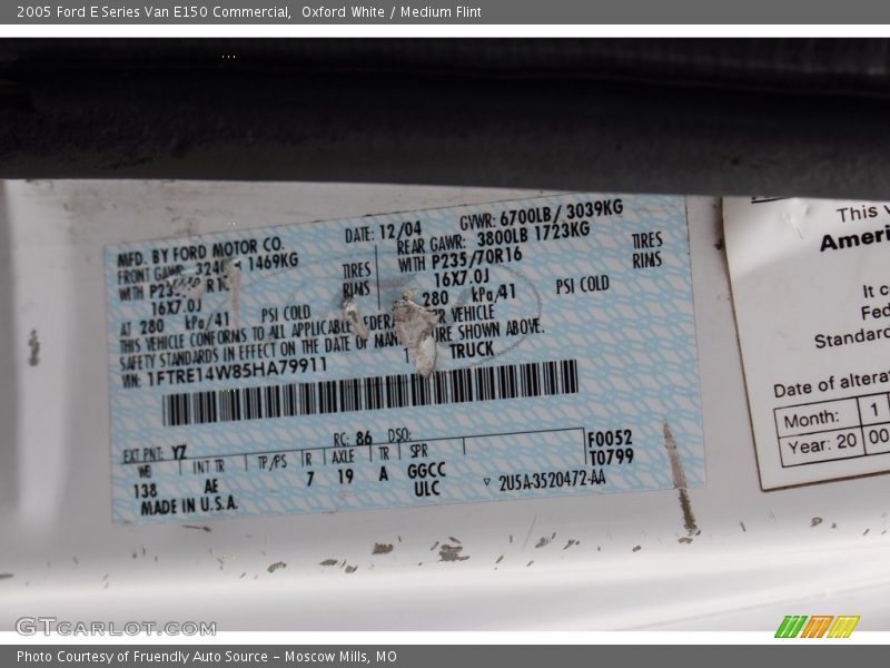 Oxford White / Medium Flint 2005 Ford E Series Van E150 Commercial