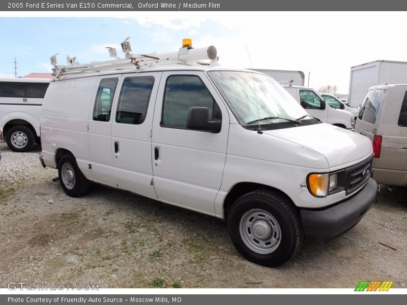 Oxford White / Medium Flint 2005 Ford E Series Van E150 Commercial