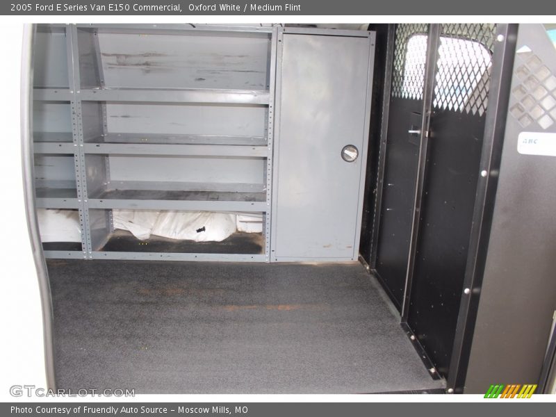 Oxford White / Medium Flint 2005 Ford E Series Van E150 Commercial