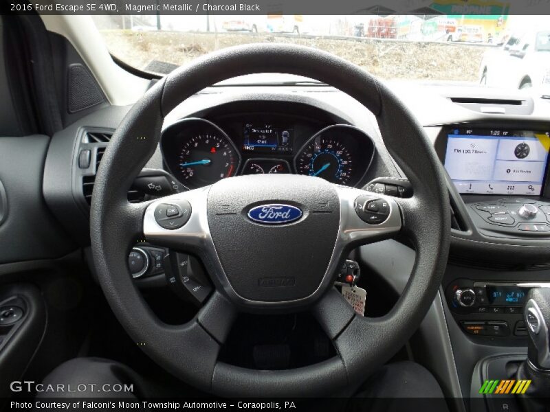 Magnetic Metallic / Charcoal Black 2016 Ford Escape SE 4WD