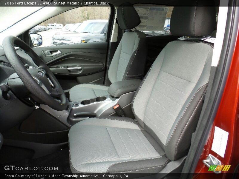 Sunset Metallic / Charcoal Black 2016 Ford Escape SE 4WD