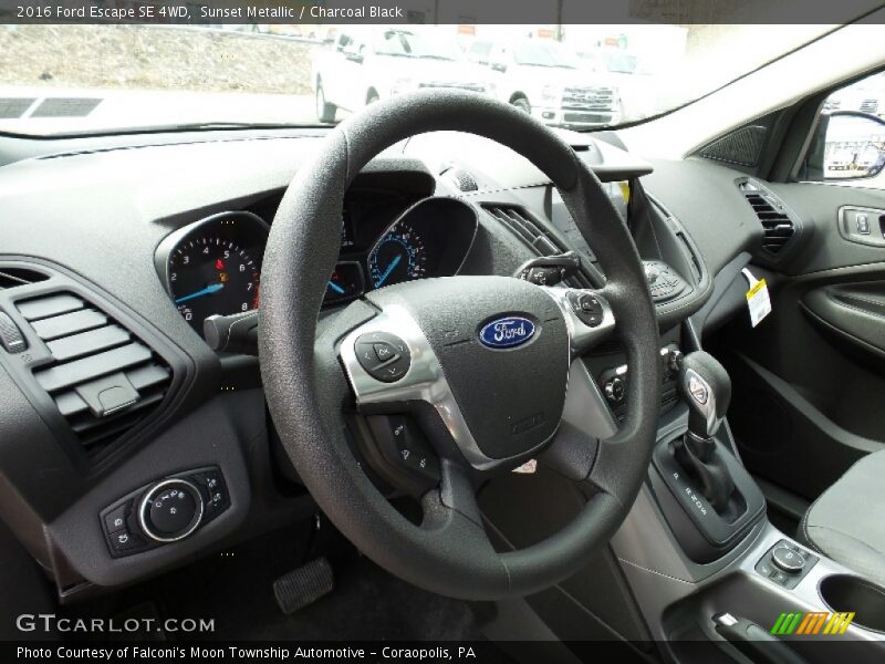 Sunset Metallic / Charcoal Black 2016 Ford Escape SE 4WD