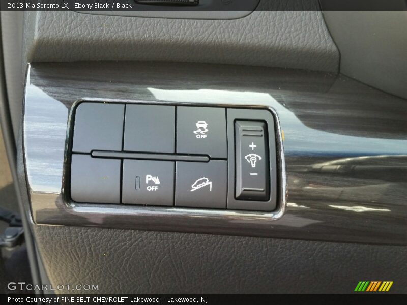 Ebony Black / Black 2013 Kia Sorento LX