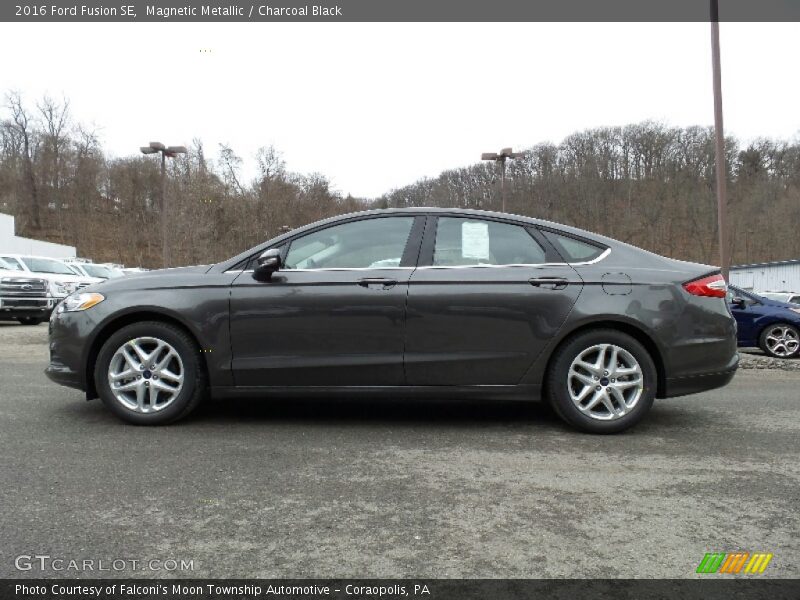 Magnetic Metallic / Charcoal Black 2016 Ford Fusion SE