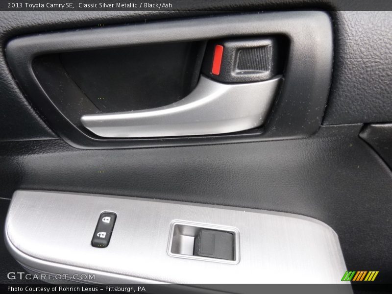 Classic Silver Metallic / Black/Ash 2013 Toyota Camry SE