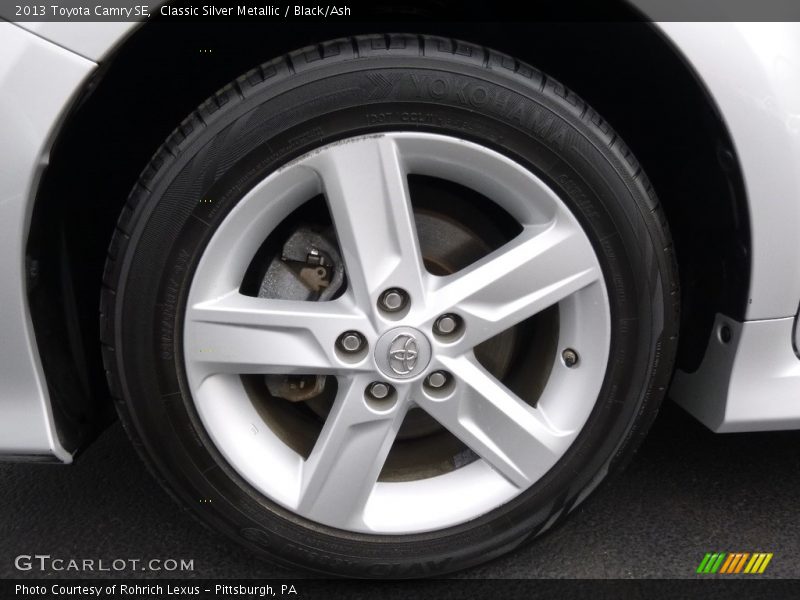Classic Silver Metallic / Black/Ash 2013 Toyota Camry SE