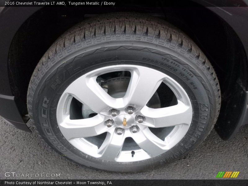 Tungsten Metallic / Ebony 2016 Chevrolet Traverse LT AWD