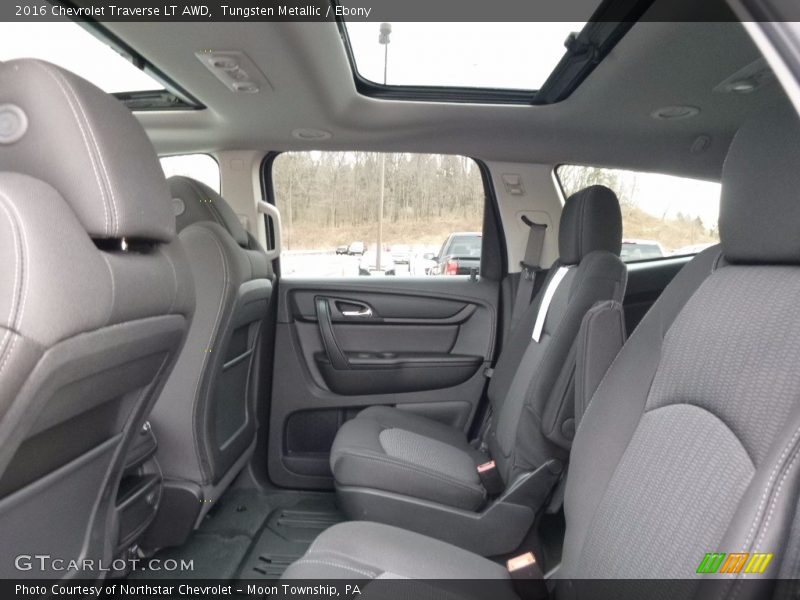 Tungsten Metallic / Ebony 2016 Chevrolet Traverse LT AWD
