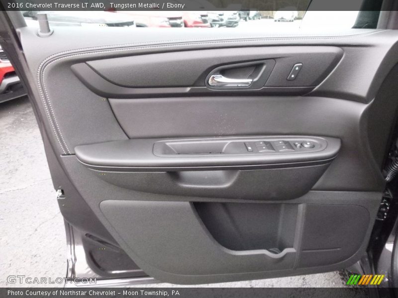 Tungsten Metallic / Ebony 2016 Chevrolet Traverse LT AWD
