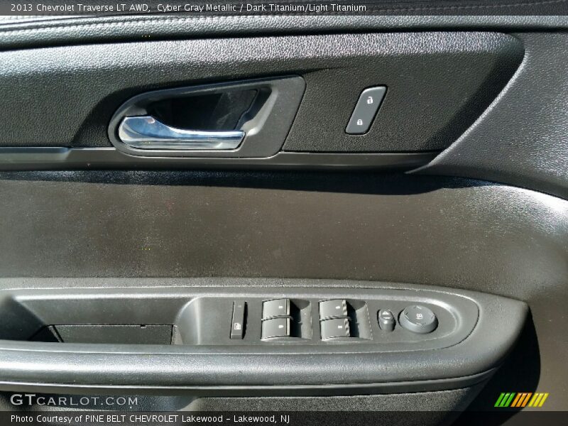 Cyber Gray Metallic / Dark Titanium/Light Titanium 2013 Chevrolet Traverse LT AWD