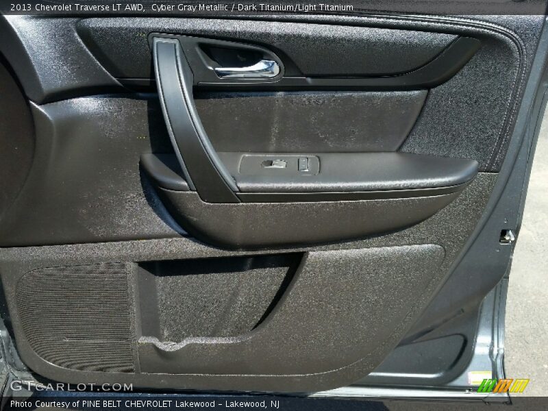 Cyber Gray Metallic / Dark Titanium/Light Titanium 2013 Chevrolet Traverse LT AWD