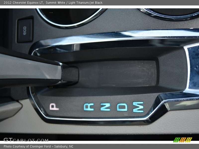 Summit White / Light Titanium/Jet Black 2012 Chevrolet Equinox LT