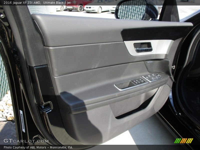 Ultimate Black / Jet 2016 Jaguar XF 35t AWD