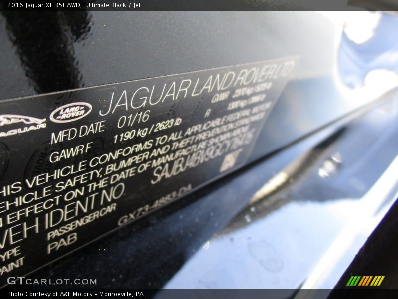 Ultimate Black / Jet 2016 Jaguar XF 35t AWD