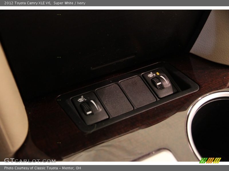 Super White / Ivory 2012 Toyota Camry XLE V6