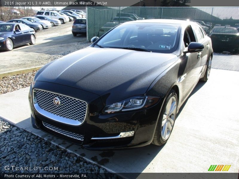 Ultimate Black Metallic / Jet/Jet 2016 Jaguar XJ L 3.0 AWD