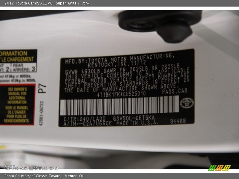 Super White / Ivory 2012 Toyota Camry XLE V6