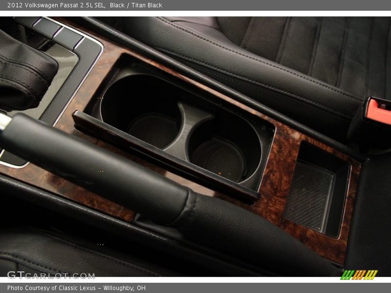 Black / Titan Black 2012 Volkswagen Passat 2.5L SEL
