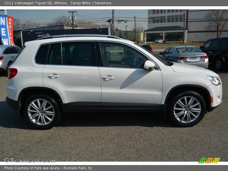 Candy White / Sandstone 2011 Volkswagen Tiguan SEL 4Motion