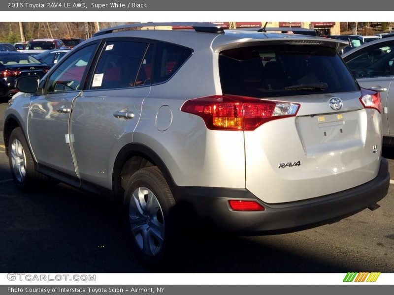 Super White / Black 2016 Toyota RAV4 LE AWD