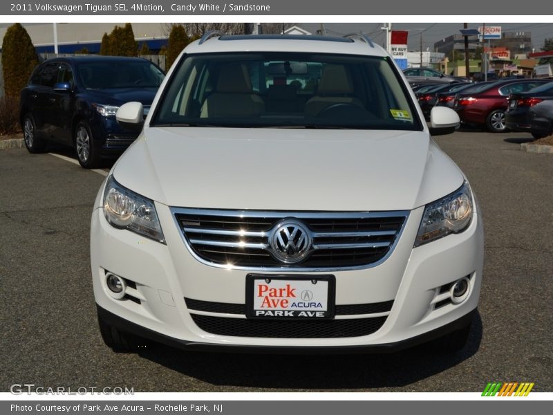 Candy White / Sandstone 2011 Volkswagen Tiguan SEL 4Motion