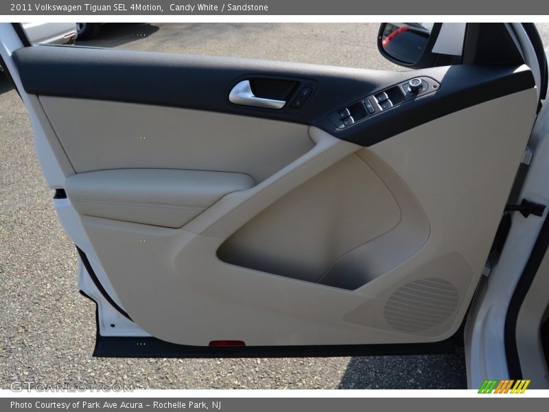 Candy White / Sandstone 2011 Volkswagen Tiguan SEL 4Motion