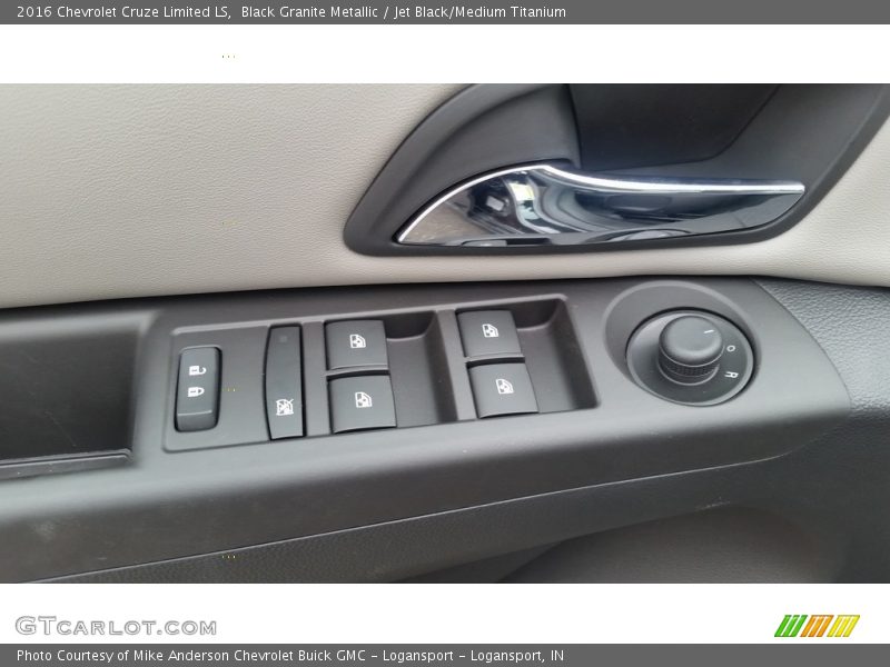 Black Granite Metallic / Jet Black/Medium Titanium 2016 Chevrolet Cruze Limited LS