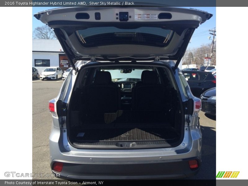 Silver Sky Metallic / Black 2016 Toyota Highlander Hybrid Limited AWD