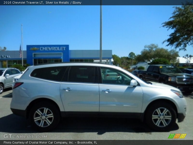 Silver Ice Metallic / Ebony 2016 Chevrolet Traverse LT