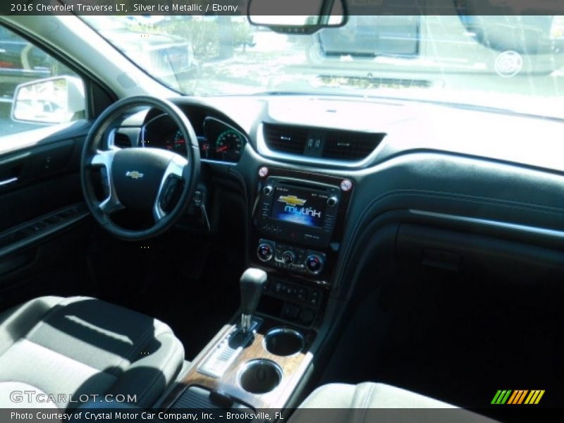 Silver Ice Metallic / Ebony 2016 Chevrolet Traverse LT
