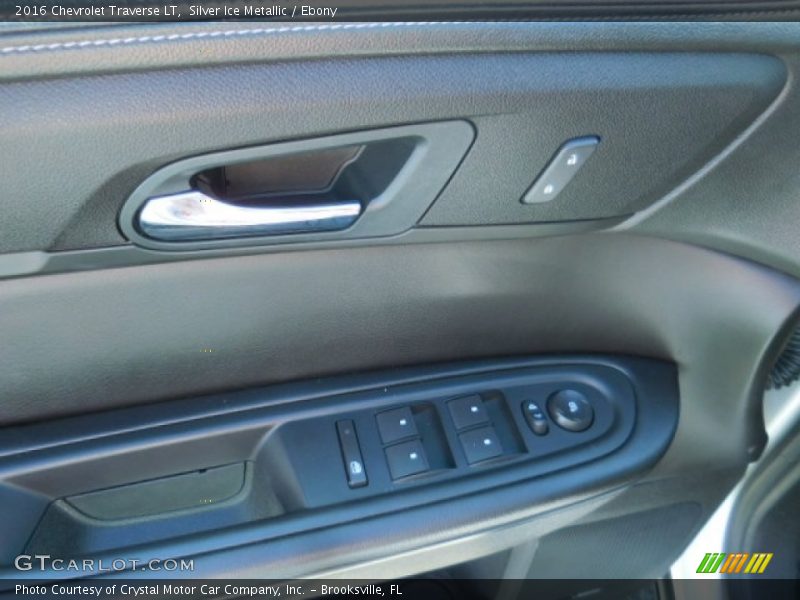 Silver Ice Metallic / Ebony 2016 Chevrolet Traverse LT
