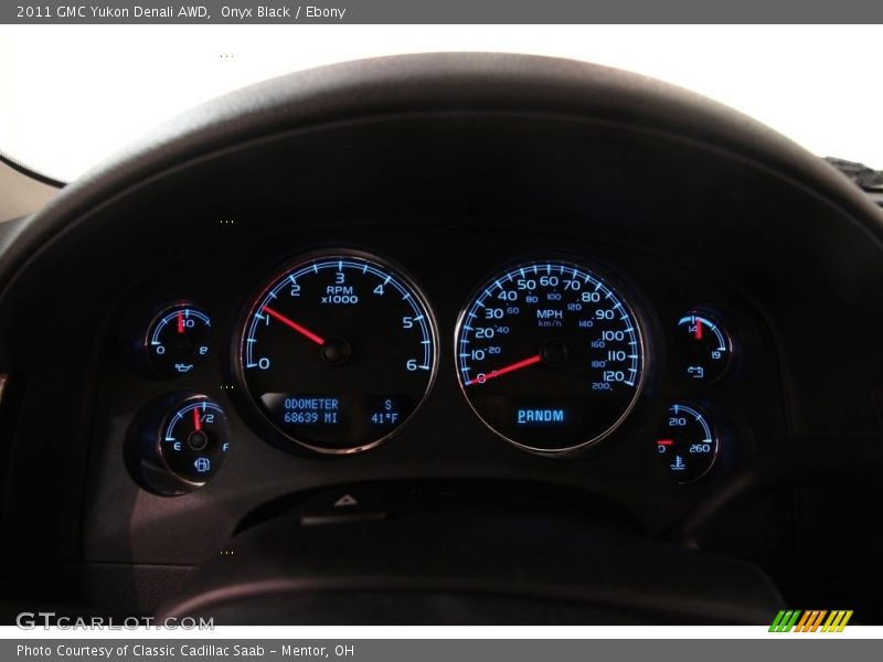 Onyx Black / Ebony 2011 GMC Yukon Denali AWD