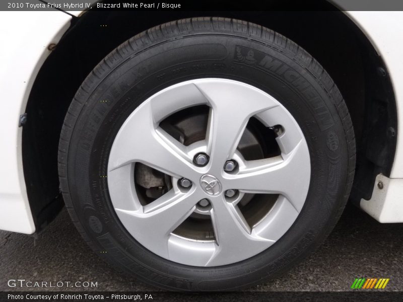 Blizzard White Pearl / Bisque 2010 Toyota Prius Hybrid IV